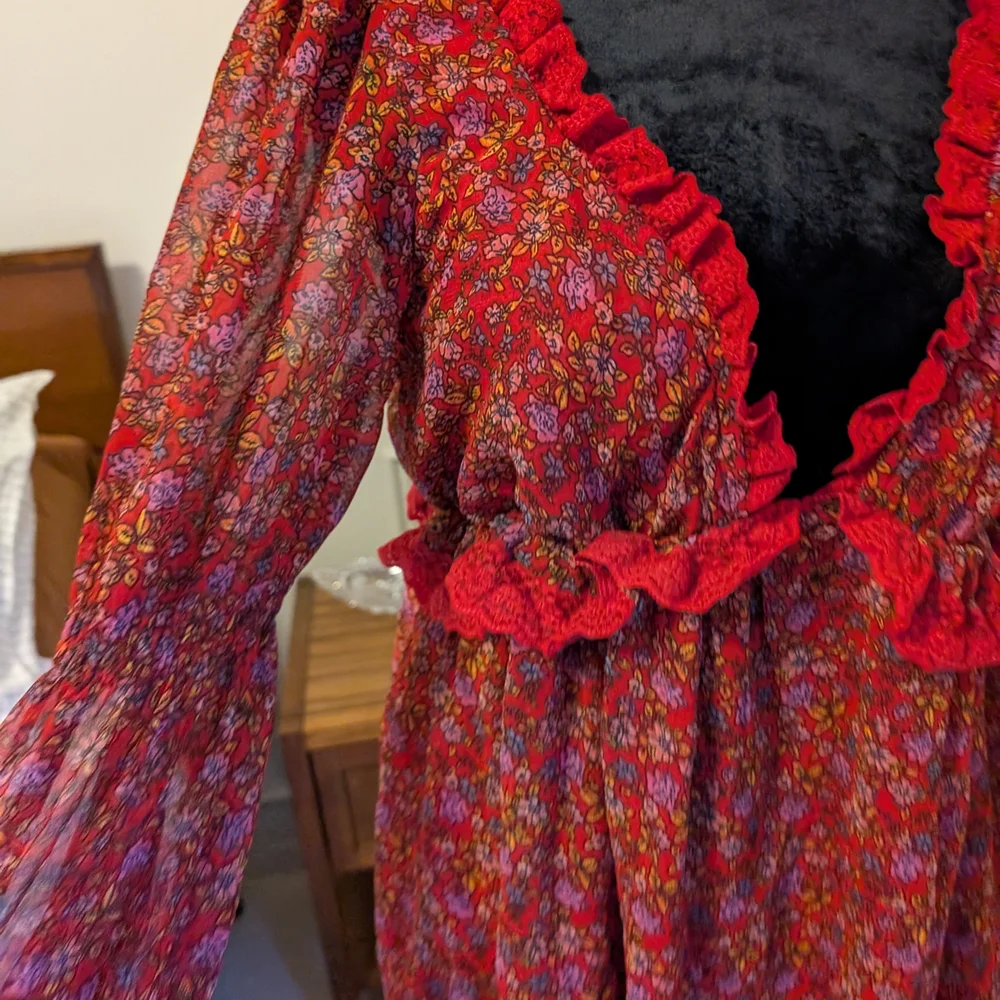Floral Red Ruffle Dress - Picture 4 of 5